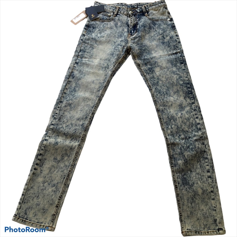 NWT! Demon&Hunter Skinny Jeans Snowflake